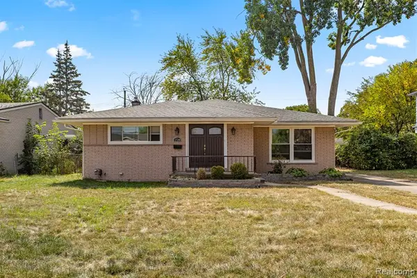 17245 Lee, Southfield, MI 