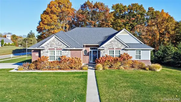 1126 Watersmeet, Oxford, MI 