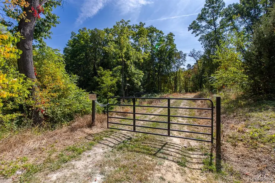 10516 Merrill, Fenton, MI 48430 - #2