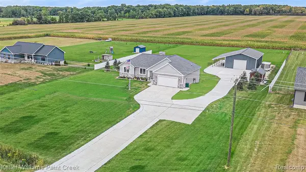 8309 Almont, Almont, MI 