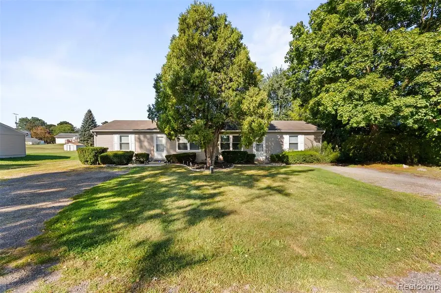 2920 Bent Oak, Adrian, MI  - Image #3