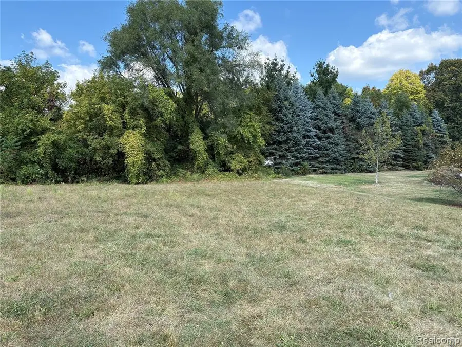 18018 Ridgeview, Northville, MI  - Image #2