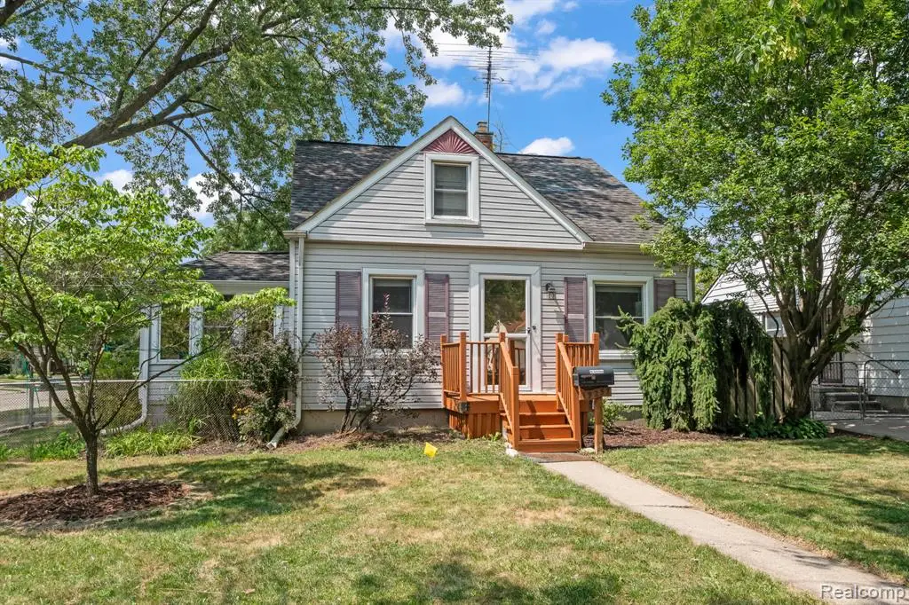 19257 Beaconsfield, Harper Woods, MI  - Image #1