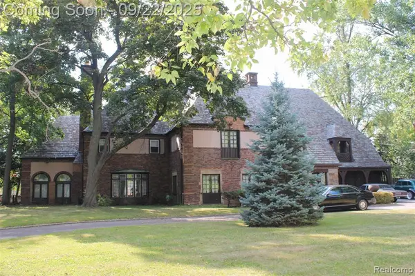 17815 Hamilton, Detroit, MI 