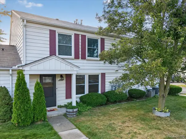 3172 Beechtree, Lake Orion, MI 48360