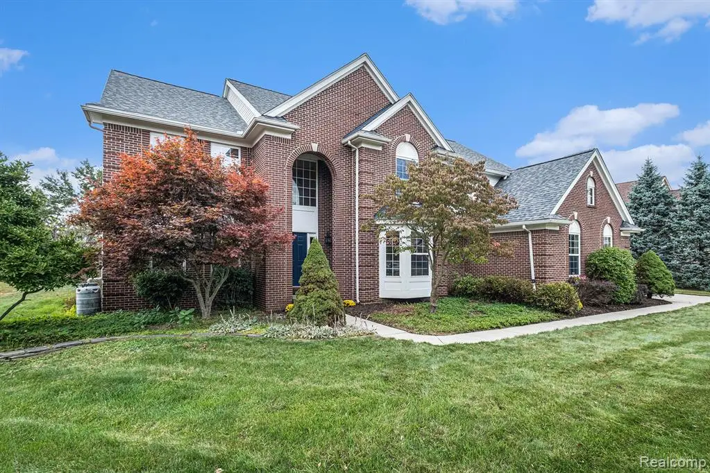 8488 Grand View, Grand Blanc, MI  - Image #1