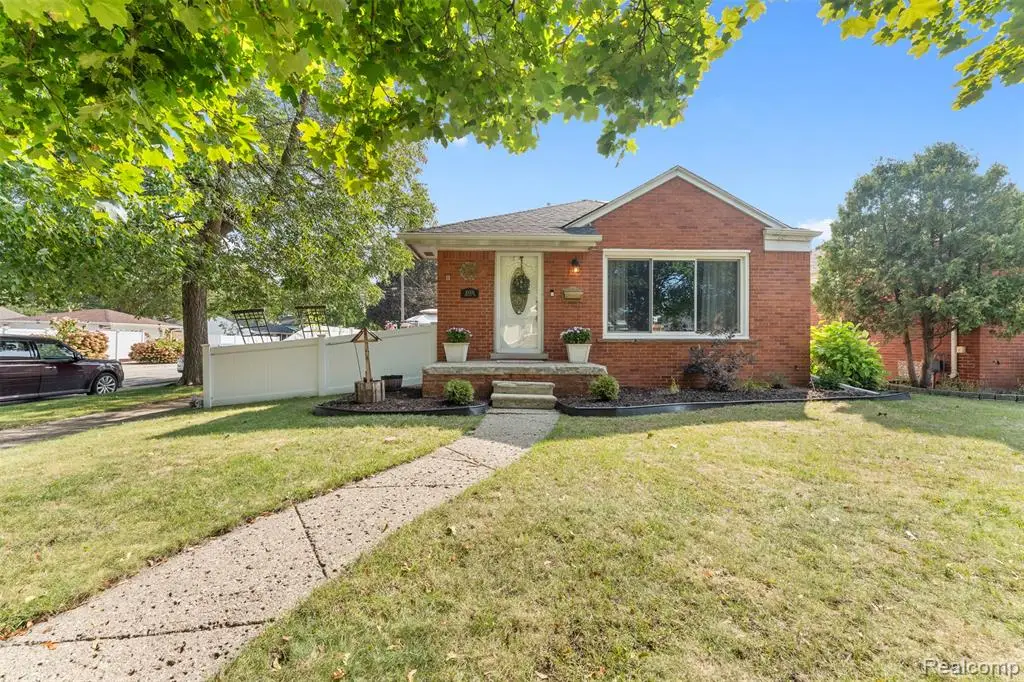 10005 Sterling, Allen Park, MI  - #1