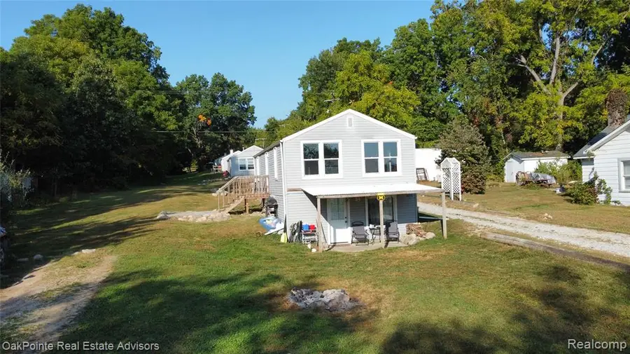 11429 Frey, Hamburg, MI 48116 - Image #2
