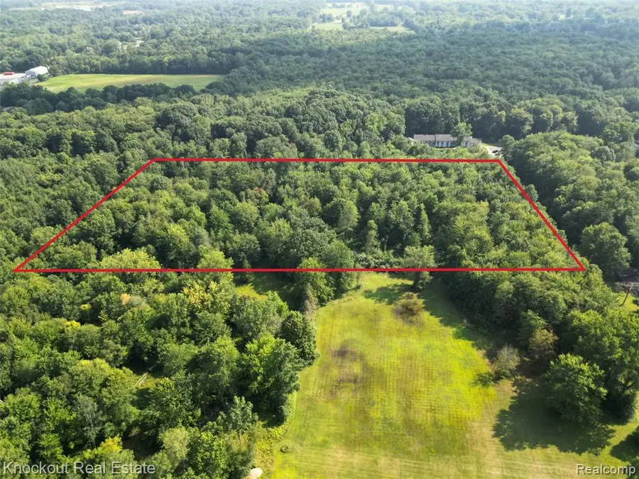 000 Oak, Montrose, MI 48457 - #3
