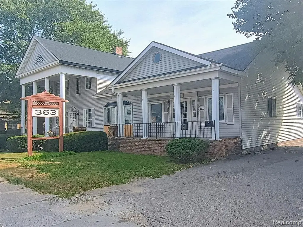 363 W Huron, Pontiac, MI  - Image #1