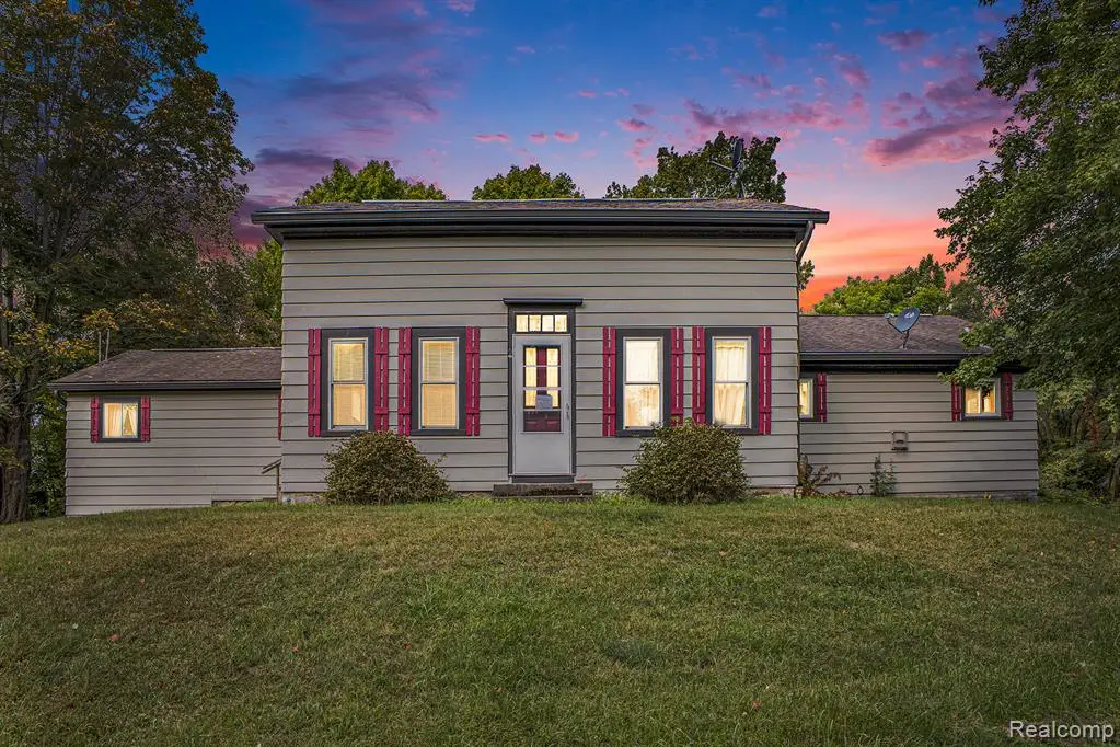 1340 County Farm, Howell, MI 48843 - #1