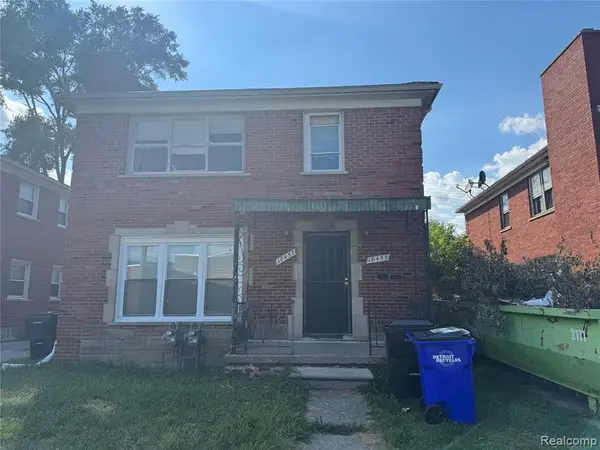 18457 Hoover, Detroit, MI 48205