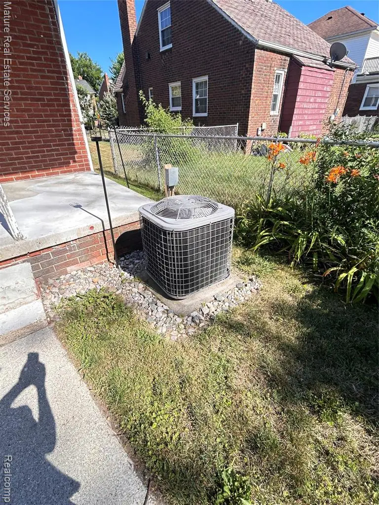 16851 Ilene, Detroit, MI  - #3