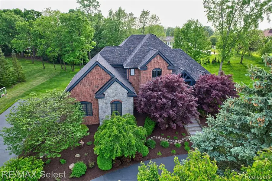 8320 Misty, Grand Blanc, MI  - Image #2