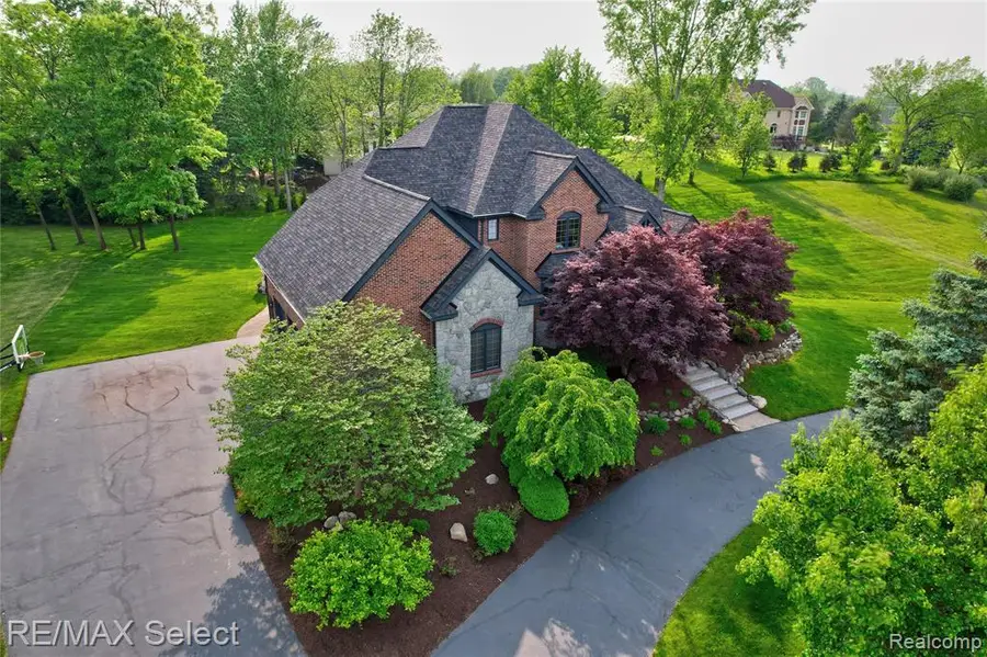 8320 Misty, Grand Blanc, MI  - Image #3