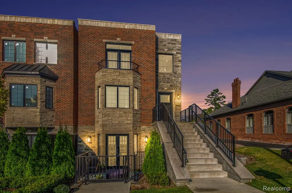 1223 N Main, Rochester, MI  - Image #1