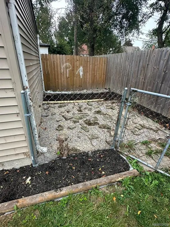 14555 Burns, Southgate, MI  - Image #3