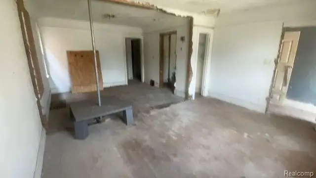 16309 Log Cabin, Detroit, MI  - #3