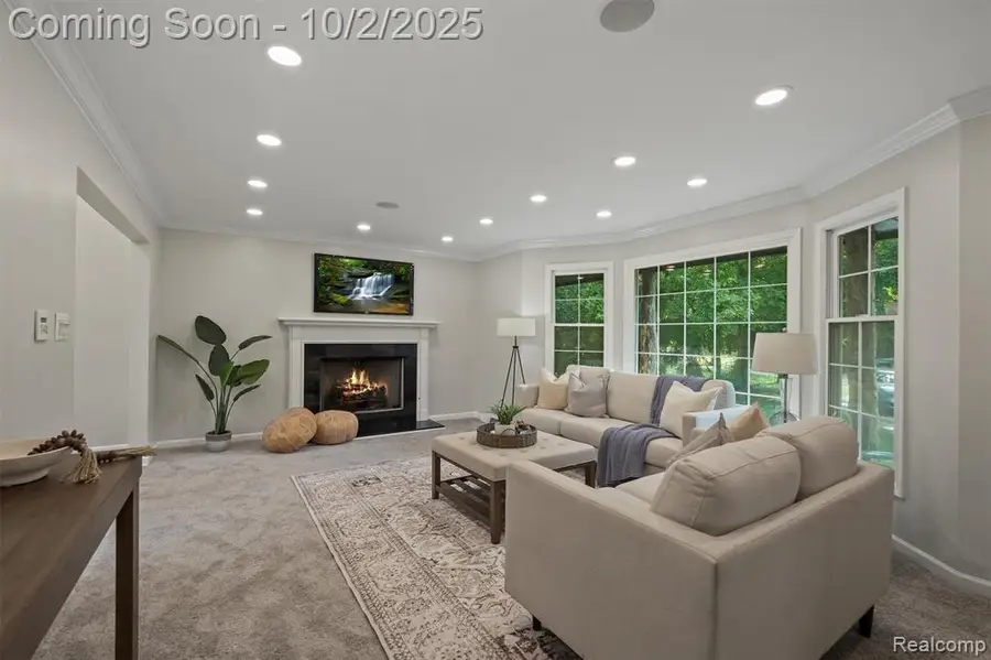 136 Belroi, Bloomfield Hills, MI  - Image #2