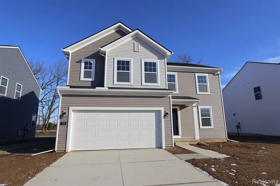706 Knollwood, Chelsea, MI 48118 - Image #2