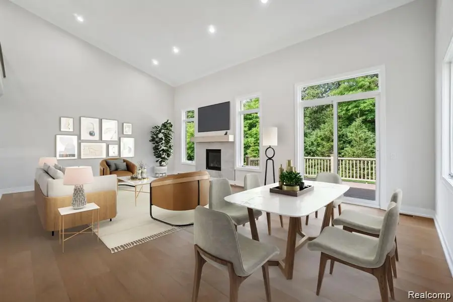 20249 Beacon, Northville, MI  - Image #2