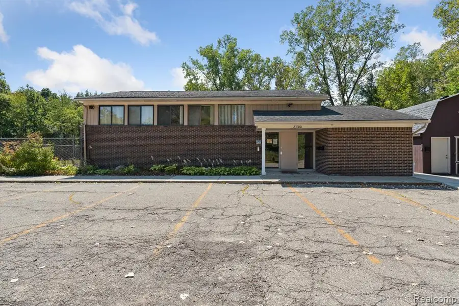8346 Lakeview, Ypsilanti, MI  - Image #3