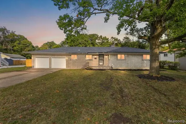 20200 Woodingham, Detroit, MI 