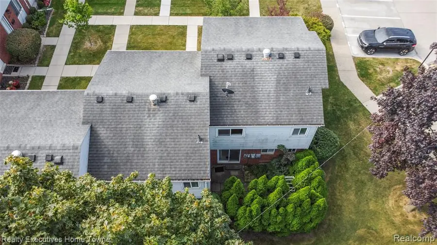 27962 Eastwick Square, Roseville, MI 48066 - Image #3