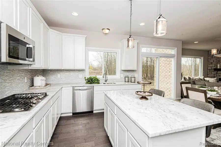 19 Medford Hill, Metamora, MI 48455 - #3