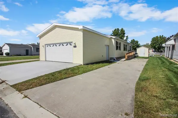 3713 Watermill, Carleton, MI 48117