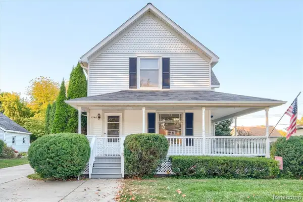 1340 W Genesee, Lapeer, MI 