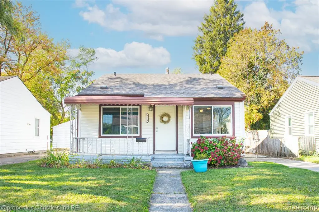 3263 Goodrich, Fenton, MI  - Image #1