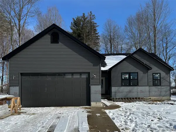 1452 Debi Ann, Lapeer, MI 48446
