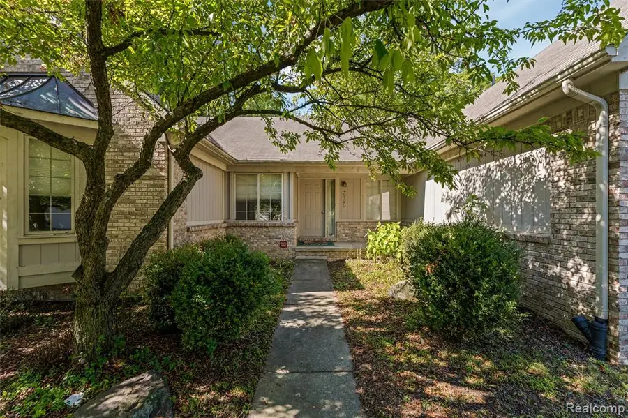 3120 Point Of The Woods, West Bloomfield, MI  - Image #2