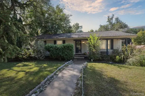 12900 Lake Point, Van Buren, MI 