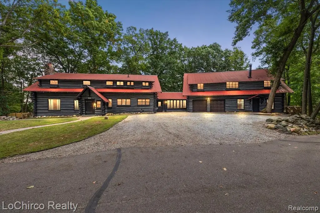 8646 Thendara, Clarkston, MI 48348 - #1