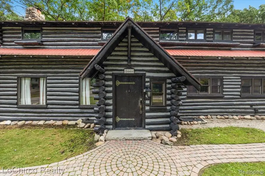 8646 Thendara, Clarkston, MI 48348 - #2