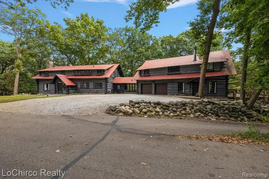 8646 Thendara, Clarkston, MI 48348 - #3