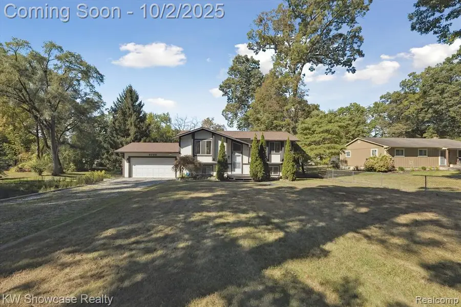 8760 Cooley Beach, White Lake, MI  - Image #2