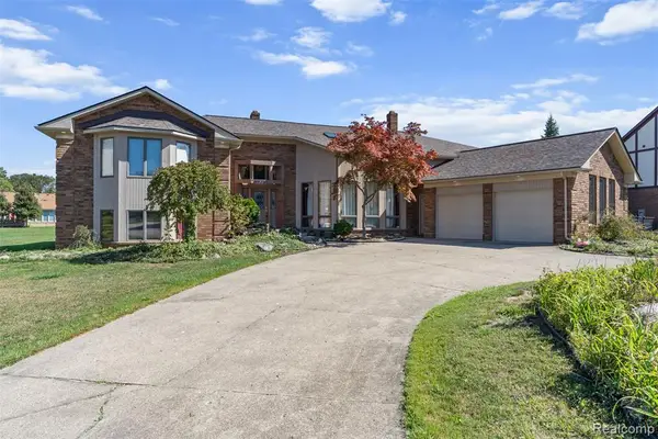 37418 Fiore, Clinton Township, MI 