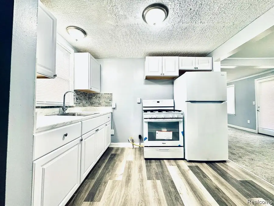 184 Dickinson, Mount Clemens, MI  - Image #3