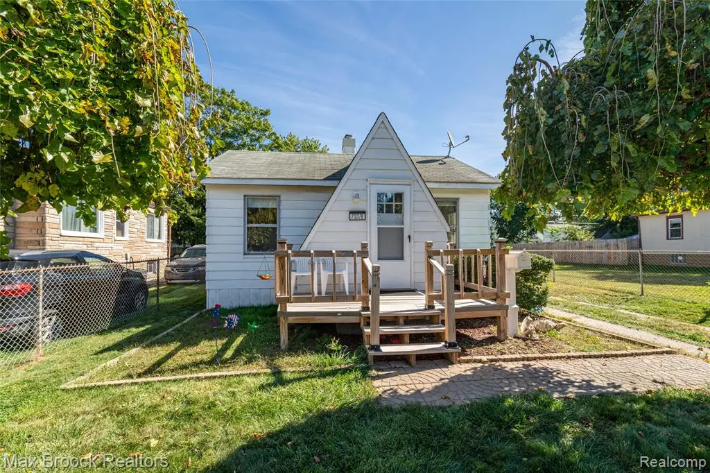 23376 Harding, Hazel Park, MI  - Image #1