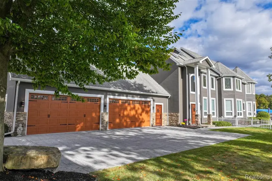 16083 Whitehead, Linden, MI  - Image #2