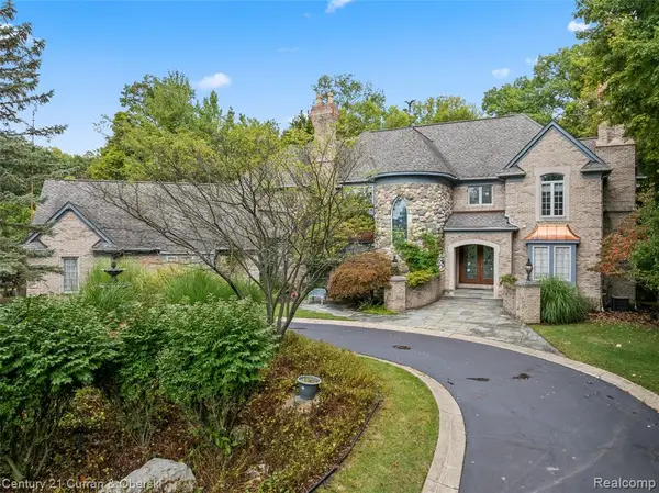 34062 Lyncroft, Farmington Hills, MI 48331
