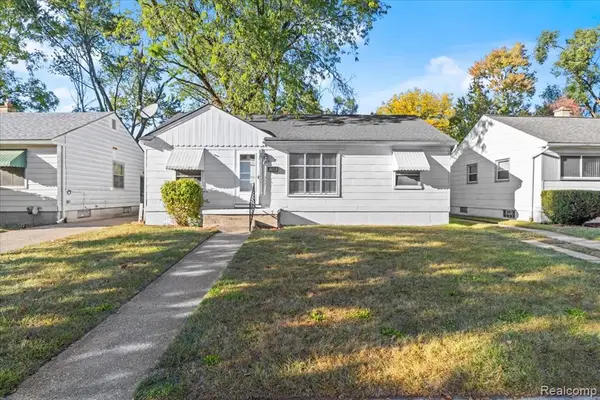 22530 Leewin, Detroit, MI 