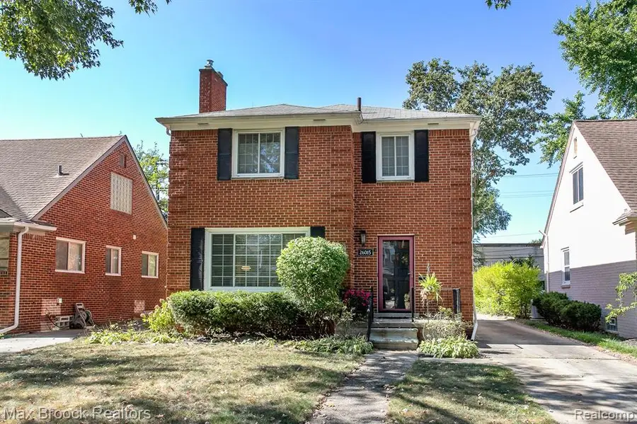 26015 Allor, Huntington Woods, MI  - Image #2