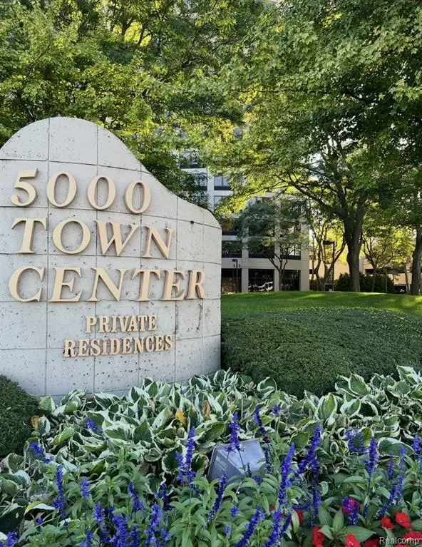 5000 Town #507, Southfield, MI 