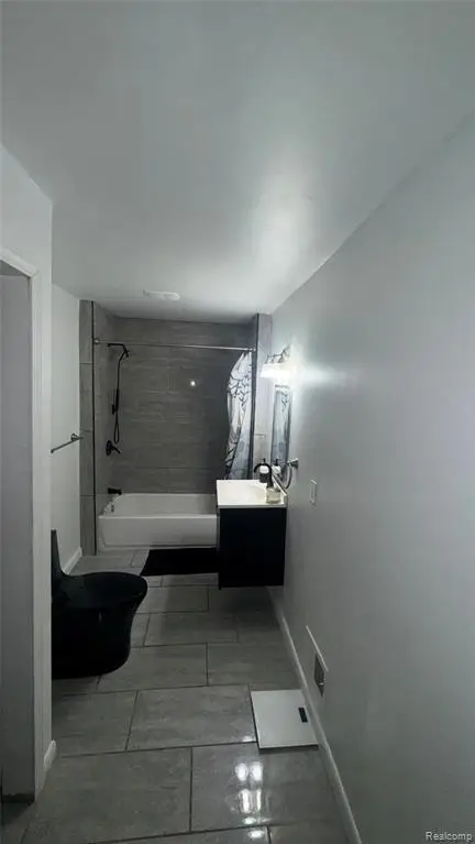 15571 Fenton, Redford, MI 48239 - #3