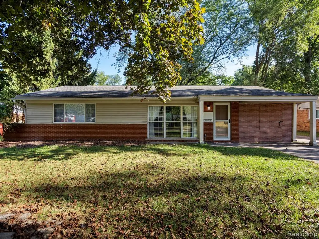 2468 Walce, West Bloomfield, MI  - Image #1