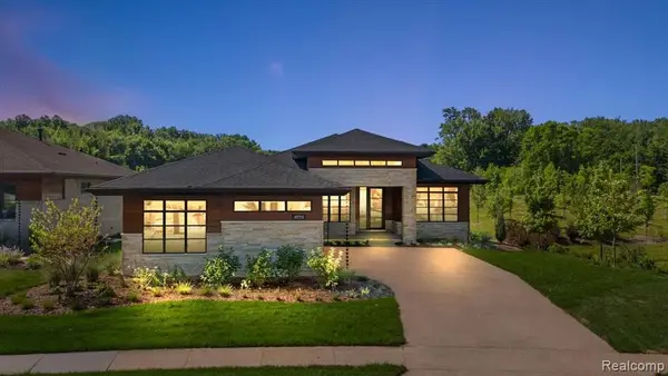 49351 Villa, Novi, MI 